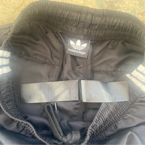 Balenciaga X Adidas - Picture 10 of 10